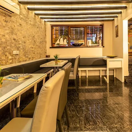 Hotel The Legend Platine