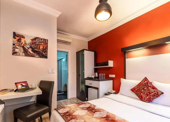 The Legend Platine Hotel