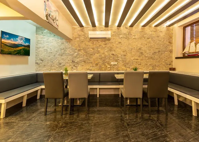 The Legend Platine Hotel