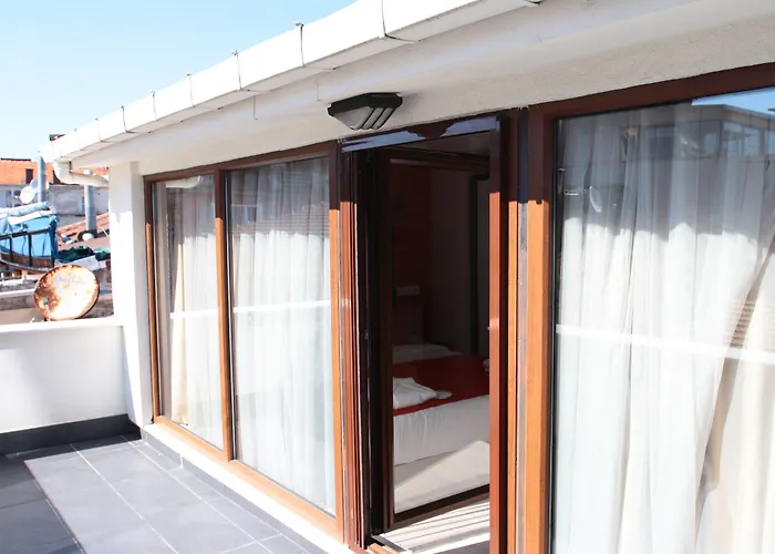 The Legend Platine Hotel