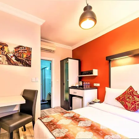 Hotel The Legend Platine 3*